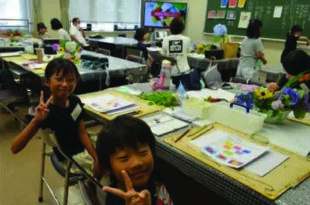 みんな楽しく、親子絵画教室